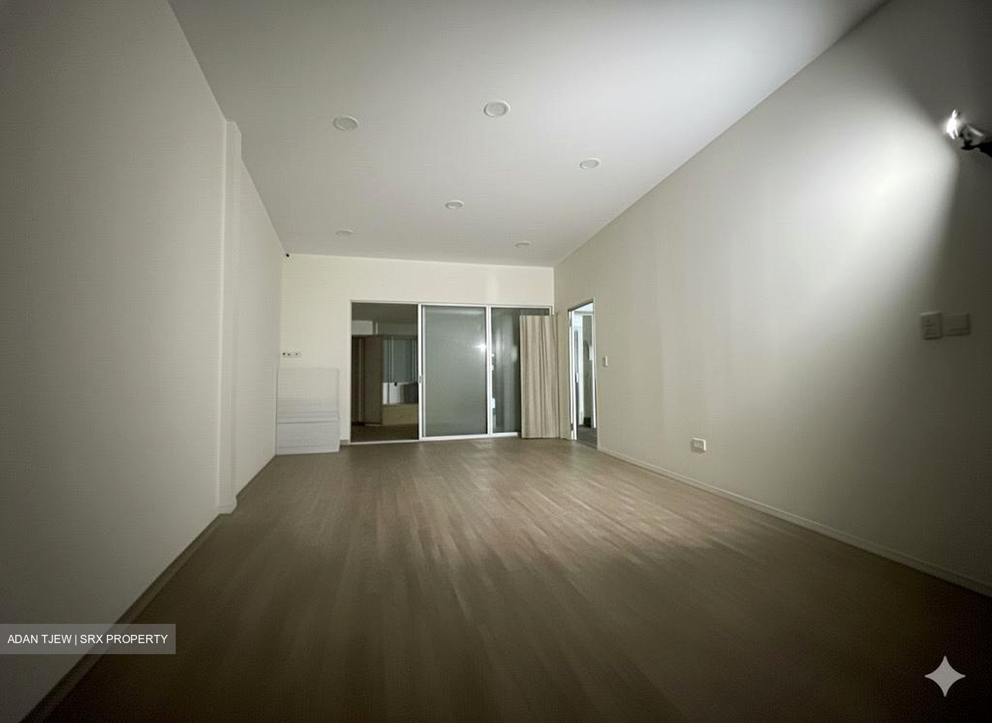 Sembawang Hills Estate (D20), Shop House #515543601